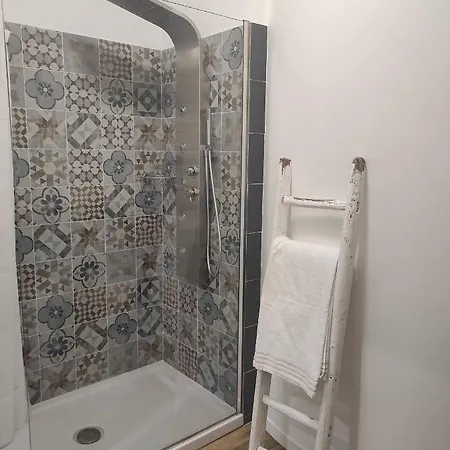 Magnolia Vendégház Bari